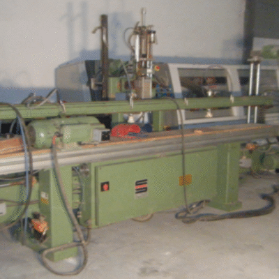 CNC pentru frezat lacasuri de feronerie la canturi de usi SIMAL, model S2000CN