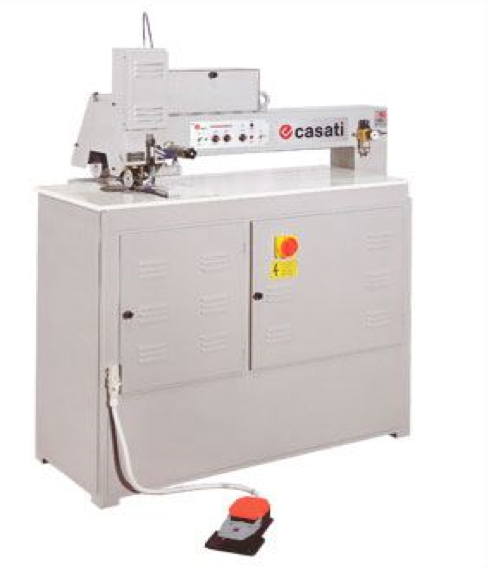 Masini de imbinat furnire - Modelul ZC1300 (A21CS05)