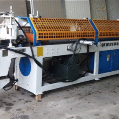 Masina de presat sipci imbinate in dinti WEILI, model MHZ 1560
