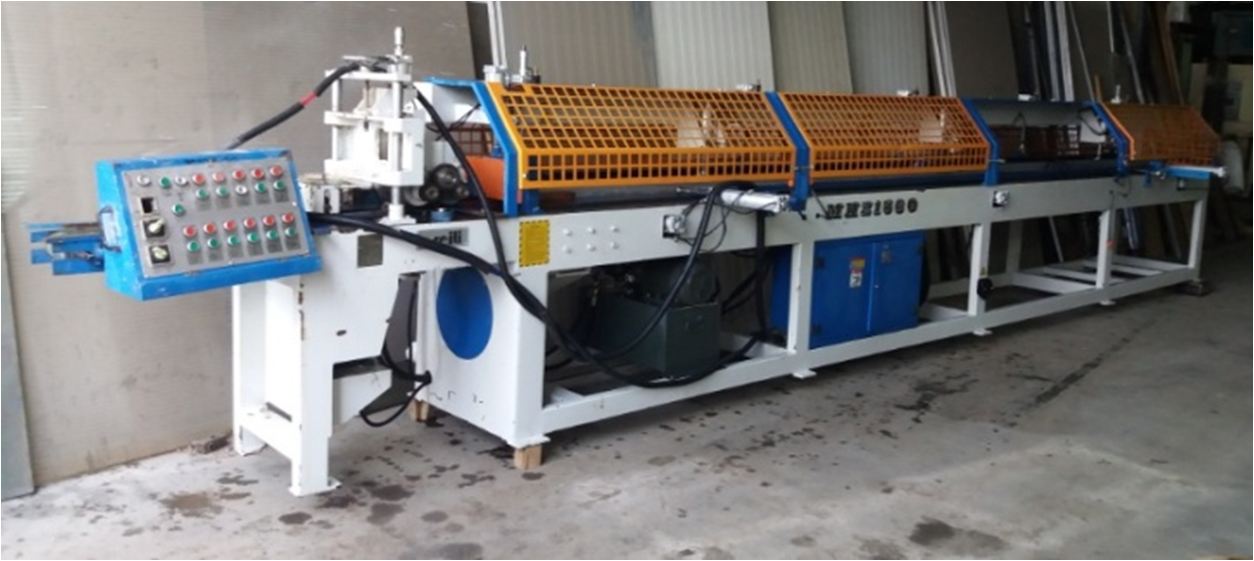 Masina de presat sipci imbinate in dinti WEILI, model MHZ 1560