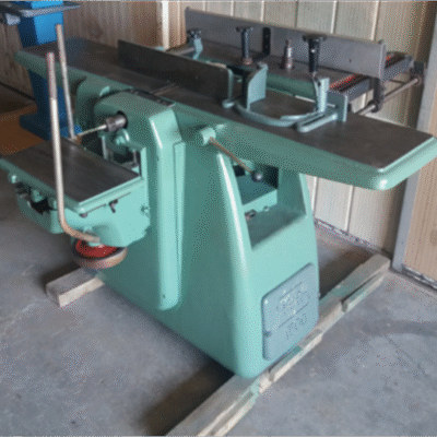 Masini combinate cu 3-5 operatii