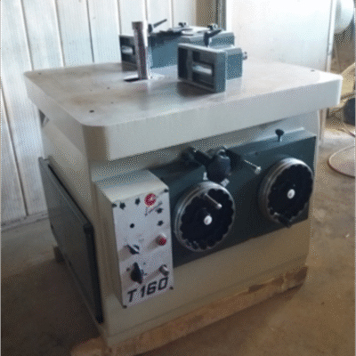 Masini de frezat cu ax vertical