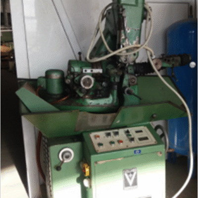 Masina automata de ascutit panze circulare placate VOLLMER