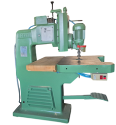 Masina de frezat cu ax superior COSMEC