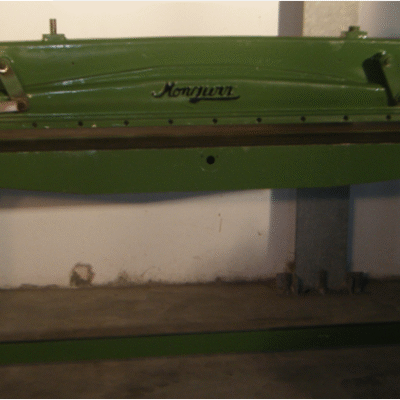 Ghilotina pentru furnire MONGUZZI